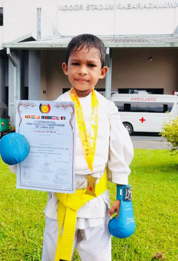 Master.Usara Ahaswin Koralegama won the 4Th International Karate-Do Championship